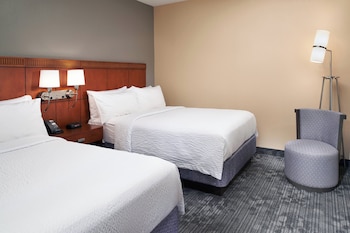 Room, 2 Queen Beds (Hearing Accessible)