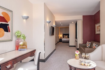 Prestige Suite