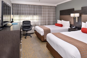 Standard Room, 2 Double Beds, Non Smoking, Refrigerator & Microwave