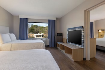 Superior Suite, Multiple Beds, Non Smoking