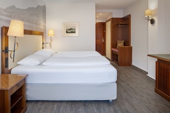 Classic Room, 1 King Bed