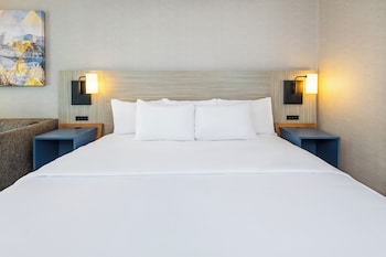 Room, 1 King Bed with Sofa bed, Non Smoking (Upper Floor)