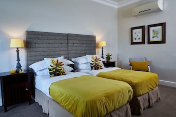 Twin Room (Vineyard)