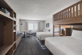 Room, Multiple Beds, Accessible (Hearing)