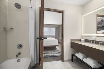 Junior Suite, Multiple Beds