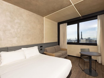 Superior Room, 1 King Bed with Sofa bed