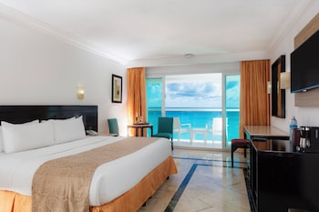 Deluxe Room, 1 King Bed, Balcony, Ocean View