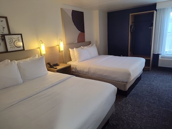Room, 2 Queen Beds