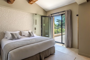 Villa Aya 3 chambres, piscine chauffée et jardin