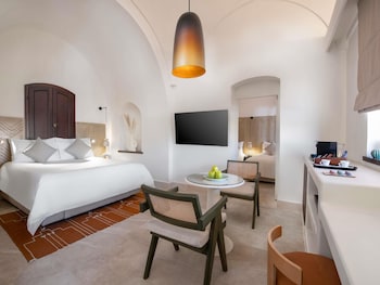 Premium Room, 1 Queen Bed, Garden View