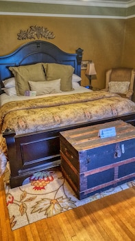 Superior Double Room, Ensuite (Room 2 Moosalamoo Room)