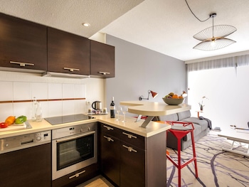 Apartment, 1 Double Bed with Sofa bed, Balcony, Garden View