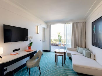 Suite, 1 Double Bed with Sofa bed, Terrace, City View