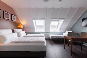 Standard Room, 3 Twin Beds