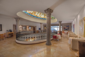Classic Room, 2 Double Beds, Club Lounge Access