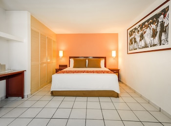 Junior Suite, 1 King Bed