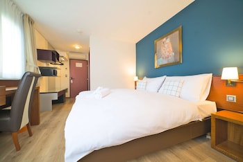 Superior Room, 1 King Bed