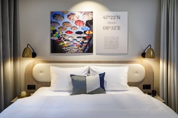 Double Room, 1 King Bed