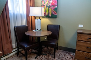 Standard Room, 1 King Bed