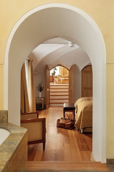 Languard Suite