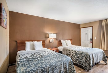 Standard Room, 2 Double Beds, Smoking