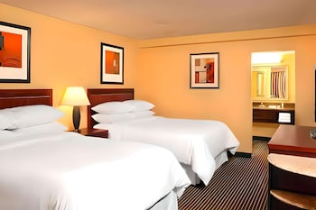 Standard Room, 2 Double Beds, Non Smoking