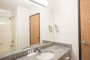 Studio Suite, 1 King Bed, Non Smoking
