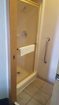 Standard Room, 2 Queen Beds, Non Smoking