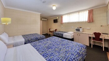 Family Room, Non Smoking, Balcony