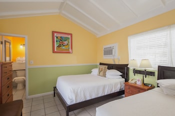 Standard Room, 2 Double Beds, Nonsmoking, Private Bathroom