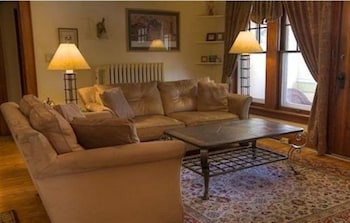 Deluxe Suite, 2 Bedrooms