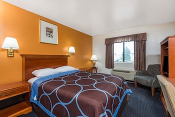 Room, 1 King Bed, Smoking