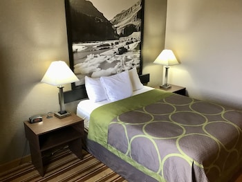 Standard Room, 1 Queen Bed, Non Smoking