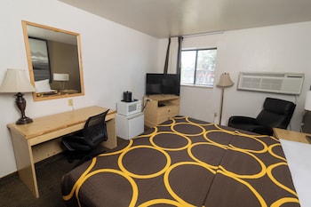 Standard Room, 1 King Bed, Non Smoking