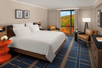 Fairmont Room, Luxury Room, 1 King Bed