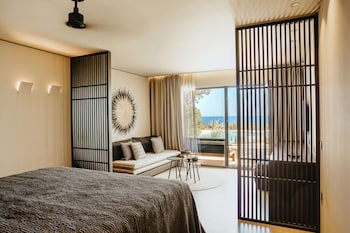 Infinity Lagoon Suite with Private Pool