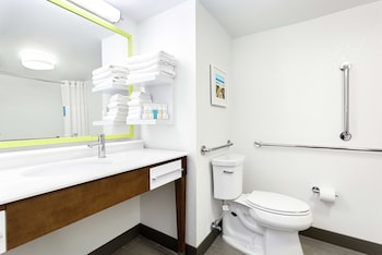 Room, 2 Queen Beds, Accessible, Bathtub (Mobility, No Sofa)
