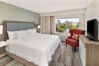 Suite, 1 King Bed, Non Smoking