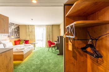 TASTY Double Room with kitchenette
