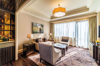 Two bed room Suite - SIGNATURE LOUNGE PRIVILEGES