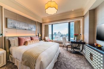 Signature King - SIGNATURE LOUNGE PRIVILEGES