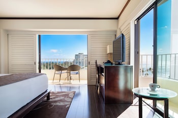 Partial Ocean View King