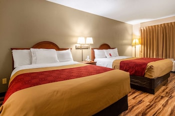 Double Room, 2 Queen Beds, Smoking