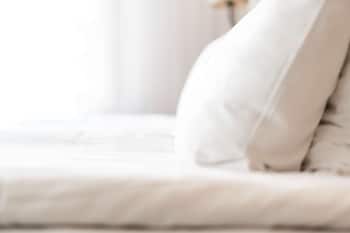 Standard Room, 1 Queen Bed