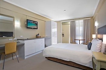 Standard Room, 1 Queen Bed, Non Smoking