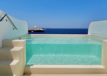 Sanctuary 2 Room Sea View Suite with 2 swim up Pools