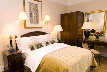 Club Room