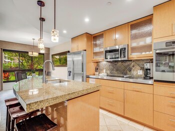 Condo, 2 Bedrooms (112)