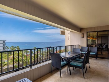 Condo, 2 Bedrooms, Ocean View (3104)