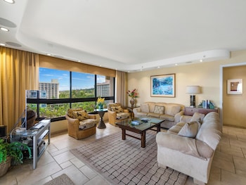Condo, 2 Bedrooms (195)